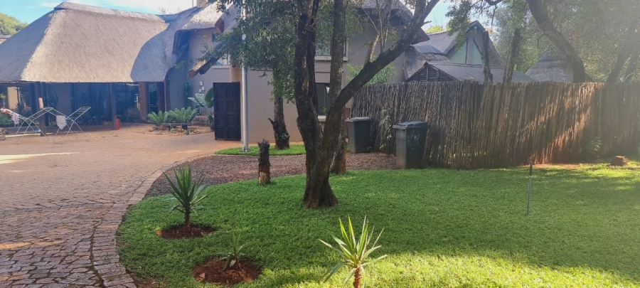 8 Bedroom Property for Sale in Kshane North West